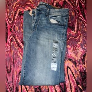 Super Stretch Low-Rise Jegging